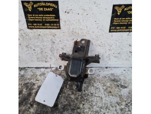 Gebruikte Motorsteun Volkswagen Polo V (6R) 1.2 12V Prijs € 50,00 Margeregeling aangeboden door Autodemontage de Zaag