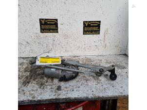 Gebruikte Ruitenwismotor + Mechaniek Opel Corsa D 1.4 16V Twinport Prijs € 50,00 Margeregeling aangeboden door Autodemontage de Zaag