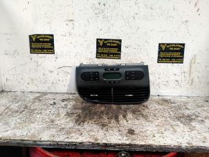 Gebruikte Chaufage Bedieningspaneel Seat Altea XL (5P5) 1.8 TFSI 16V Prijs € 70,00 Margeregeling aangeboden door Autodemontage de Zaag