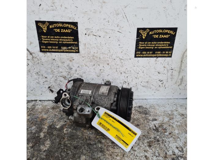 Gebruikte Aircopomp Volkswagen Polo IV (9N1/2/3) 1.4 16V Prijs € 65,00 Margeregeling aangeboden door Autodemontage de Zaag