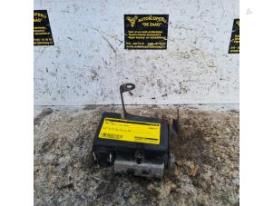 Gebruikte ABS Pomp Ford Fiesta 6 (JA8) 1.6 TDCi 16V 90 Prijs € 100,00 Margeregeling aangeboden door Autodemontage de Zaag