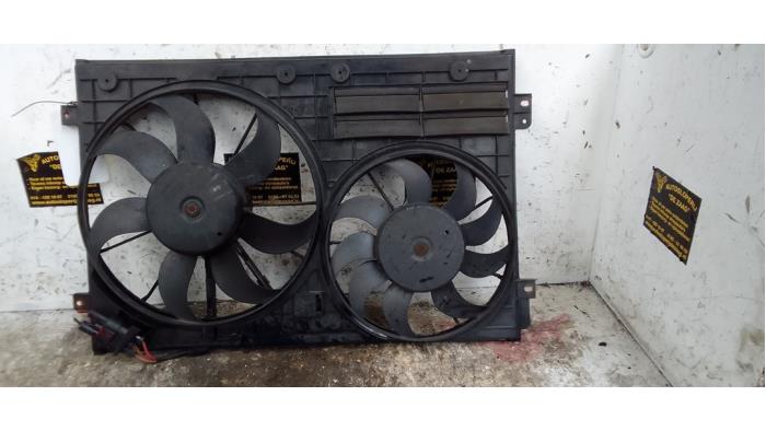 Gebruikte Fan Radiateur Volkswagen Golf VI (5K1) 2.0 GTI 16V Prijs € 70,00 Margeregeling aangeboden door Autodemontage de Zaag
