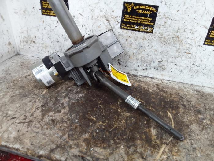 Gebruikte Pomp Servo Opel Corsa D 1.4 16V Twinport Prijs € 100,00 Margeregeling aangeboden door Autodemontage de Zaag