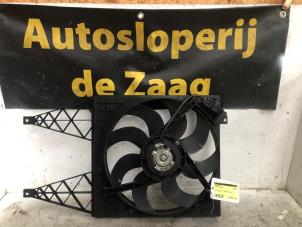 Gebruikte Radiateurfan Volkswagen Polo IV (9N1/2/3) 1.2 12V Prijs € 30,00 Margeregeling aangeboden door Autodemontage de Zaag