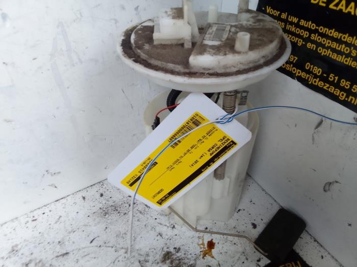 Gebruikte Benzinepomp Opel Corsa D 1.4 16V Twinport Prijs € 60,00 Margeregeling aangeboden door Autodemontage de Zaag