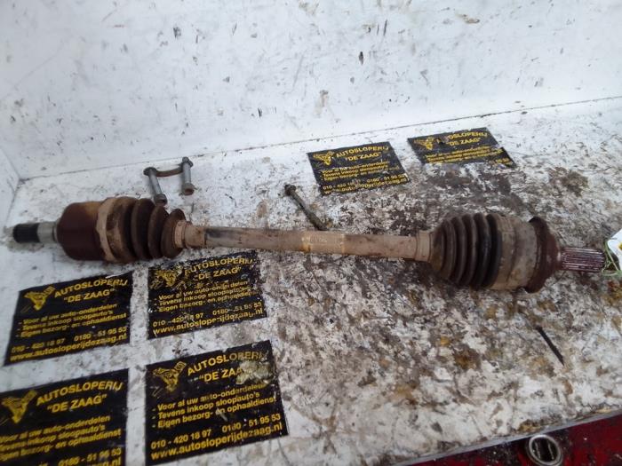 Aandrijfas links-voor van een Suzuki Swift (ZA/ZC/ZD1/2/3/9) 1.3 VVT 16V 2008