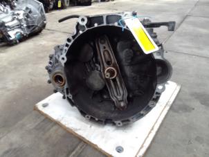 Gebruikte Versnellingsbak Mini Mini Open (R57) 1.6 Cooper D 16V Prijs € 400,00 Margeregeling aangeboden door Autodemontage de Zaag