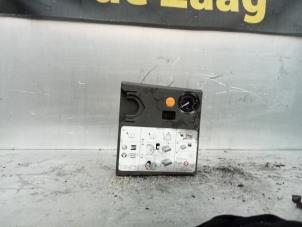 Gebruikte Bandenpomp Volkswagen Up! (121) 1.0 12V 75 Prijs € 35,00 Margeregeling aangeboden door Autodemontage de Zaag