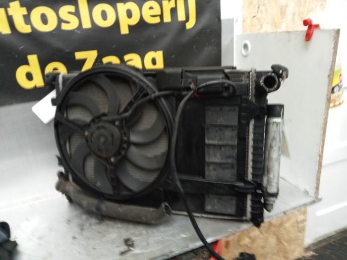 Gebruikte Airco Radiateur BMW Mini (R50/53) 1.6 16V One Prijs € 40,00 Margeregeling aangeboden door Autodemontage de Zaag