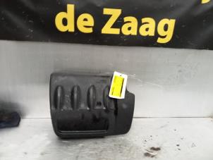 Gebruikte Afdekplaat motor Mini Mini (R56) 1.6 Cooper D 16V Prijs € 30,00 Margeregeling aangeboden door Autodemontage de Zaag