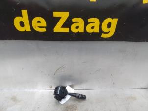 Gebruikte Schakelaar Ruitenwisser Opel Agila (B) 1.2 16V Prijs € 20,00 Margeregeling aangeboden door Autodemontage de Zaag