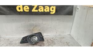 Gebruikte Mistlamp rechts-voor Opel Tigra Twin Top 1.8 16V Prijs € 25,00 Margeregeling aangeboden door Autodemontage de Zaag