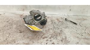 Gebruikte Gasklephuis Opel Corsa D 1.3 CDTi 16V Ecotec Prijs € 40,00 Margeregeling aangeboden door Autodemontage de Zaag