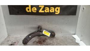 Gebruikte Draagarm links-voor Opel Agila (B) 1.2 16V Prijs € 30,00 Margeregeling aangeboden door Autodemontage de Zaag