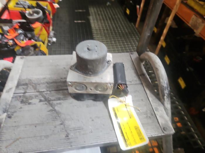 Gebruikte ABS Pomp Mini Countryman (R60) 1.6 Cooper D Prijs € 125,00 Margeregeling aangeboden door Autodemontage de Zaag