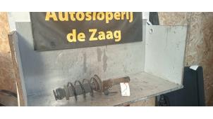 Gebruikte Voorpoot rechts Skoda Fabia II (5J) 1.2 TSI Prijs € 35,00 Margeregeling aangeboden door Autodemontage de Zaag