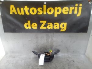 Gebruikte Schakelaar Stuurkolom (licht) Opel Corsa D 1.6i GSI 16V Turbo Ecotec Prijs € 25,00 Margeregeling aangeboden door Autodemontage de Zaag