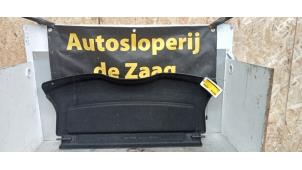 Gebruikte Hoedenplank Ford Fiesta 5 (JD/JH) 1.25 16V Prijs € 35,00 Margeregeling aangeboden door Autodemontage de Zaag