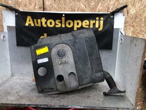 Gebruikte Afdekplaat motor Skoda Octavia Combi (1Z5) 1.6 FSI 16V Prijs € 25,00 Margeregeling aangeboden door Autodemontage de Zaag