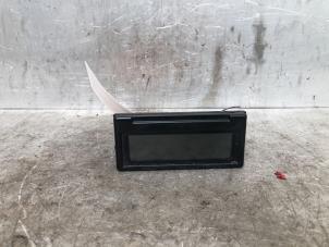 Gebruikte Display Multi Media regelunit Volvo V50 (MW) 1.8 16V Prijs € 50,00 Margeregeling aangeboden door Autodemontage de Zaag