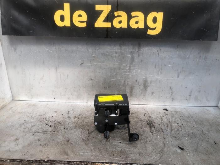 Gebruikte ABS Pomp Volvo V40 (MV) 2.0 D2 16V Prijs € 100,00 Margeregeling aangeboden door Autodemontage de Zaag