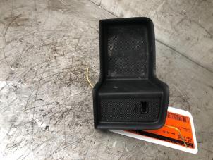 Gebruikte USB module Ford Focus 3 1.0 Ti-VCT EcoBoost 12V 100 Prijs € 20,00 Margeregeling aangeboden door Autodemontage de Zaag