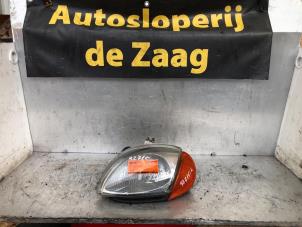 Gebruikte Koplamp links Fiat Seicento (187) 0.9 SPI Prijs € 35,00 Margeregeling aangeboden door Autodemontage de Zaag