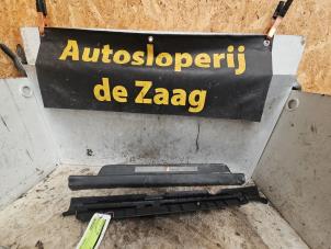 Gebruikte Voorinstap rechts Toyota Yaris (P1) 1.5 TS 16V VVT-i Prijs € 20,00 Margeregeling aangeboden door Autodemontage de Zaag