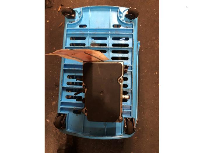 Gebruikte ABS Pomp Nissan Almera (N16) 1.8 16V Prijs € 50,00 Margeregeling aangeboden door Autodemontage de Zaag