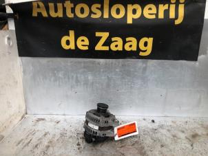 Gebruikte Dynamo Ford Fiesta 6 (JA8) 1.0 EcoBoost 12V 125 Prijs € 40,00 Margeregeling aangeboden door Autodemontage de Zaag