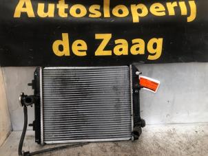 Gebruikte Radiateur Daihatsu Sirion 2 (M3) 1.3 16V DVVT Prijs € 40,00 Margeregeling aangeboden door Autodemontage de Zaag