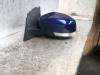 Buitenspiegel links van een Ford Focus 3 1.0 Ti-VCT EcoBoost 12V 125 2014