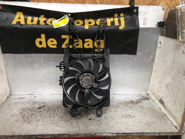 Gebruikte Radiateurfan Fiat Punto II (188) 1.2 60 S Prijs € 35,00 Margeregeling aangeboden door Autodemontage de Zaag