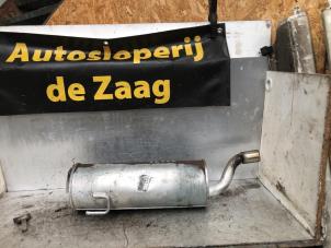 Gebruikte Uitlaat Einddemper Peugeot 206 CC (2D) 1.6 16V Prijs € 40,00 Margeregeling aangeboden door Autodemontage de Zaag
