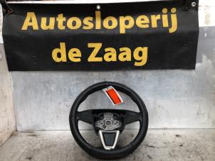 Gebruikte Stuurwiel Seat Ibiza IV (6J5) 1.2 12V Prijs € 40,00 Margeregeling aangeboden door Autodemontage de Zaag
