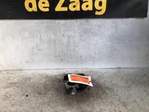 Gebruikte Gasklephuis Peugeot 208 I (CA/CC/CK/CL) 1.0 Vti 12V PureTech Prijs € 50,00 Margeregeling aangeboden door Autodemontage de Zaag