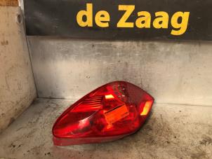 Gebruikte Achterlicht rechts Peugeot 207 CC (WB) 1.6 16V Prijs € 35,00 Margeregeling aangeboden door Autodemontage de Zaag