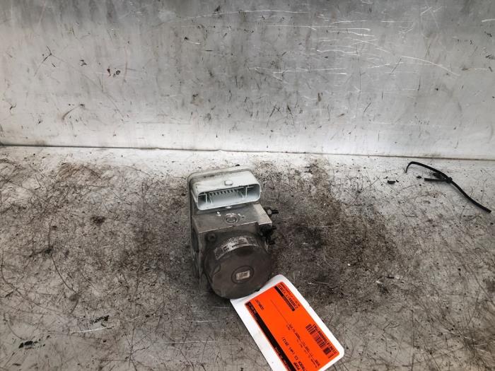 ABS Pomp van een Citroën C3 (SC) 1.6 HDi 92 2012