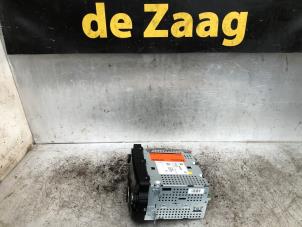 Gebruikte Radio Opel Adam 1.2 16V Prijs € 20,00 Margeregeling aangeboden door Autodemontage de Zaag
