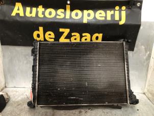 Gebruikte Radiateur Mini Mini Cooper S (R53) 1.6 16V Prijs € 40,00 Margeregeling aangeboden door Autodemontage de Zaag