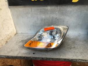 Gebruikte Koplamp links Chevrolet Matiz (M200) 1.0 Prijs € 35,00 Margeregeling aangeboden door Autodemontage de Zaag
