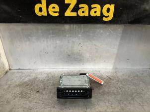 Gebruikte Radio Citroen DS3 (SA) 1.6 16V VTS THP 155 Prijs € 40,00 Margeregeling aangeboden door Autodemontage de Zaag