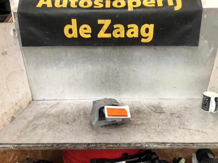 Gebruikte Motorsteun Seat Leon (1P1) 1.8 TSI 16V Prijs € 15,00 Margeregeling aangeboden door Autodemontage de Zaag