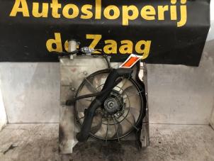 Gebruikte Fan Radiateur Toyota Aygo (B10) 1.0 12V VVT-i Prijs € 35,00 Margeregeling aangeboden door Autodemontage de Zaag
