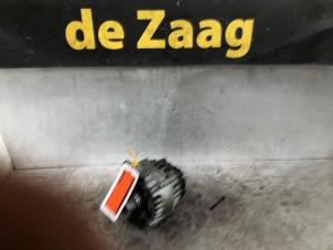 Gebruikte Dynamo Peugeot 208 I (CA/CC/CK/CL) 1.6 16V GTI Prijs € 50,00 Margeregeling aangeboden door Autodemontage de Zaag