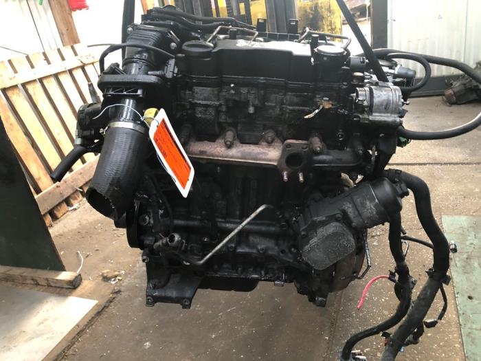 Motor van een Ford Focus 2 Wagon 1.6 TDCi 16V 90 2008