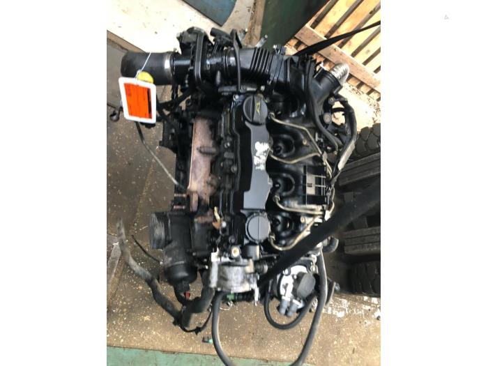 Motor van een Ford Focus 2 Wagon 1.6 TDCi 16V 90 2008