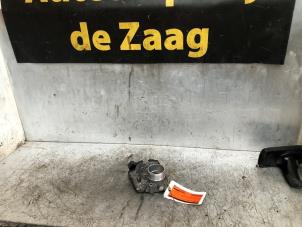 Gebruikte Gasklephuis Opel Corsa D 1.2 16V Prijs € 50,00 Margeregeling aangeboden door Autodemontage de Zaag