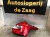 Achterlicht rechts van een Ford Focus 3, 2010 / 2020 1.0 Ti-VCT EcoBoost 12V 125, Hatchback, Benzine, 998cc, 92kW (125pk), FWD, M1DA; M1DD; M1DC, 2012-02 / 2017-12 2012