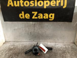 Gebruikte Schakelaar Stuurkolom (licht) Opel Corsa E 1.4 16V Prijs € 20,00 Margeregeling aangeboden door Autodemontage de Zaag
